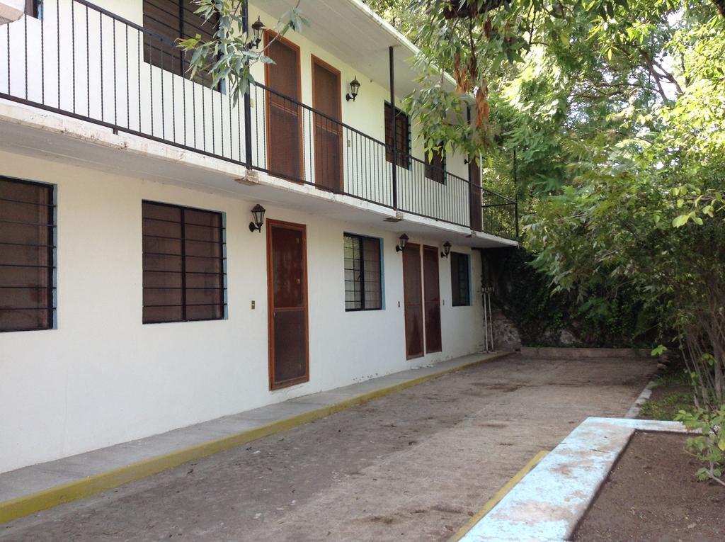 Hotel Tecozautla Buitenkant foto